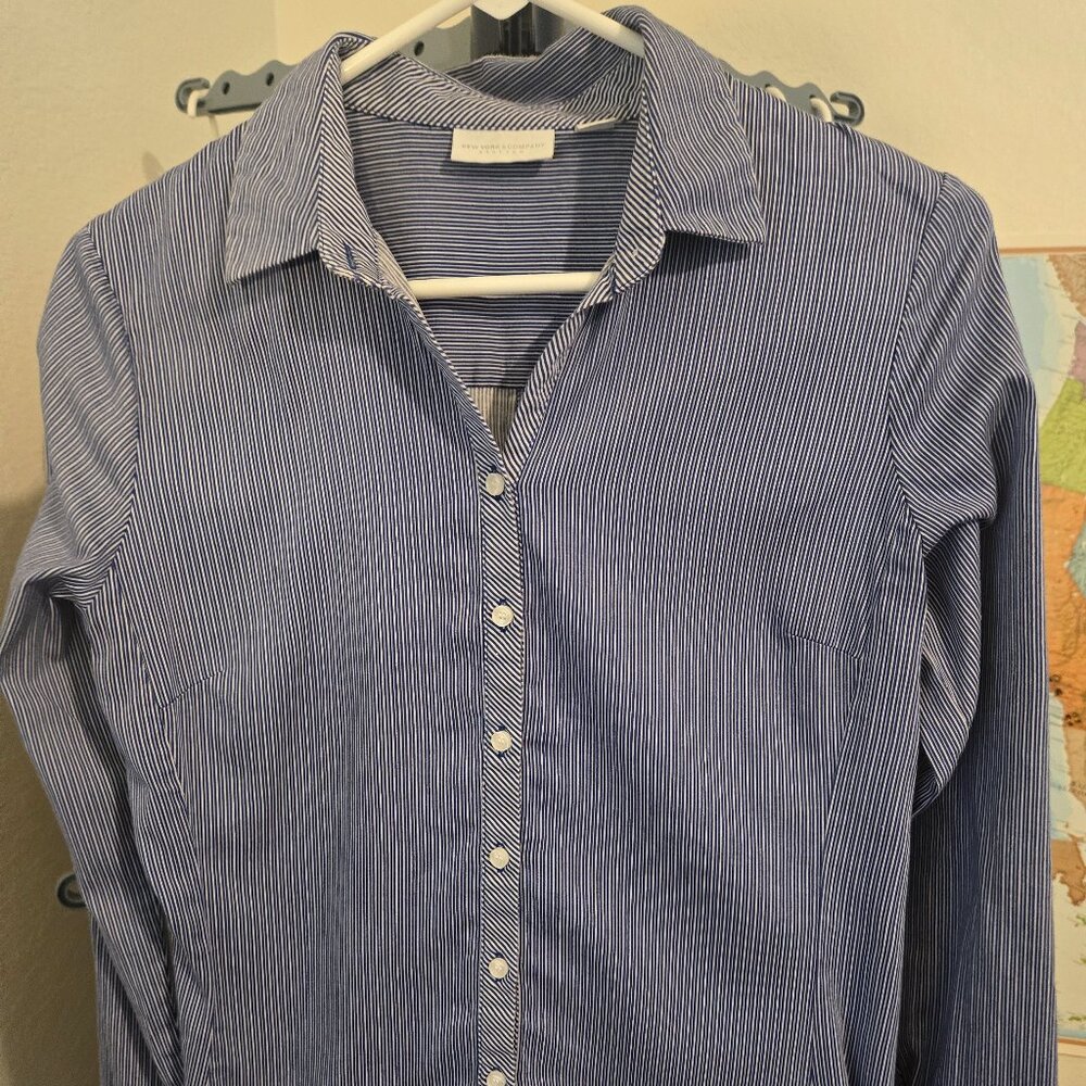 New York & Company button up shirt